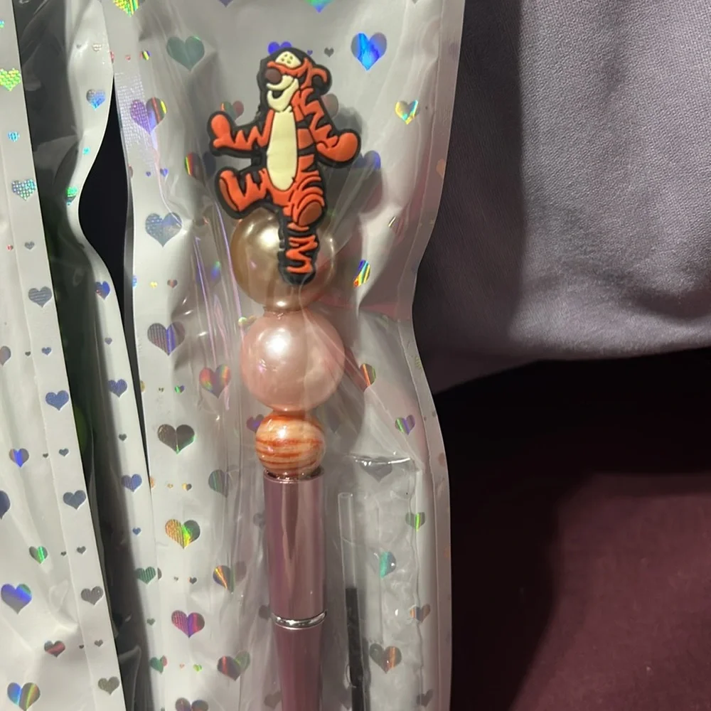 Disney Tigger Pen Choose 1 - Picture 5 of 5